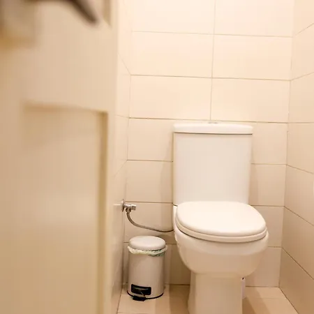 Spacious 4br With Terrace & Location By 360 Estates Слима