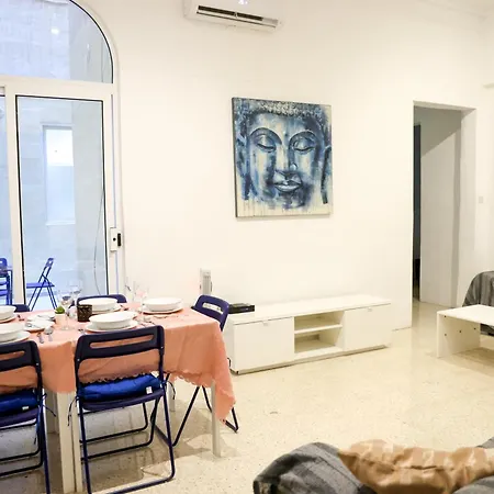 Spacious 4br With Terrace & Location By 360 Estates Apartman
